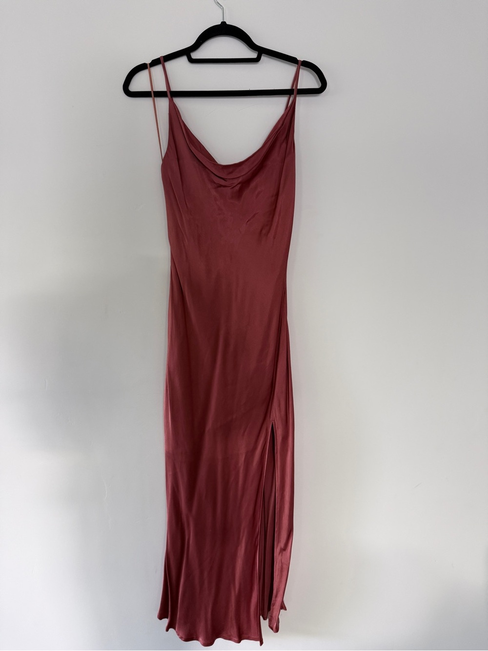 Elegant Hansen & Gretel Rose Slip Midi Dress with Cowl Neck